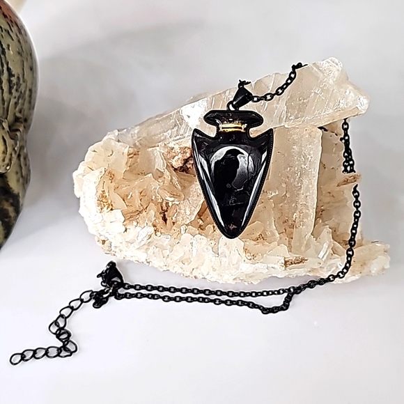A Gothic Universe Other - Gothic Arrowhead Necklace | Full Moon Raven Viking Hoodoo Black Stainless Steel